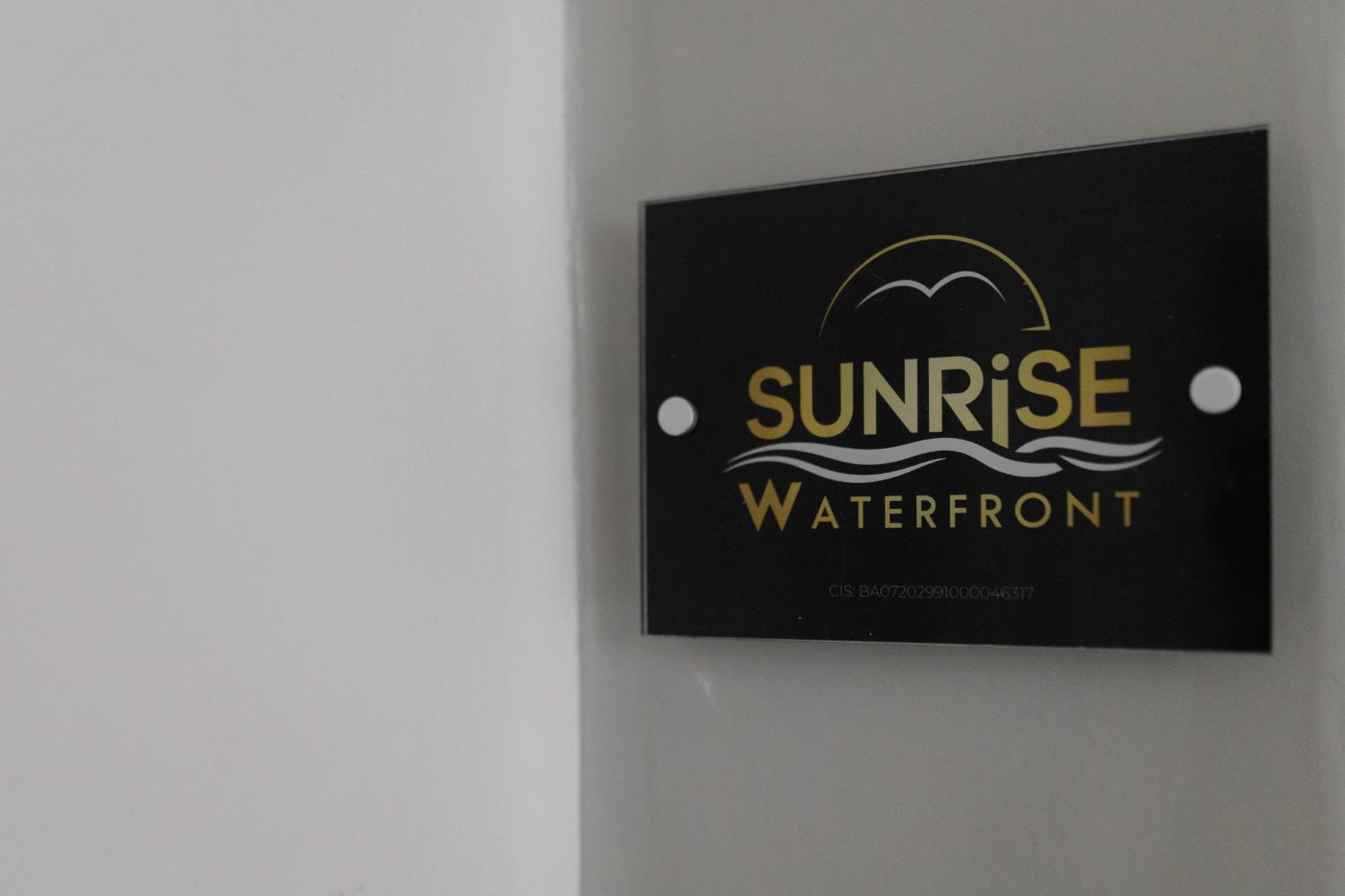 Sunrise Waterfront - Central Apartment With Sea View Balcony - Molfetta Esterno foto