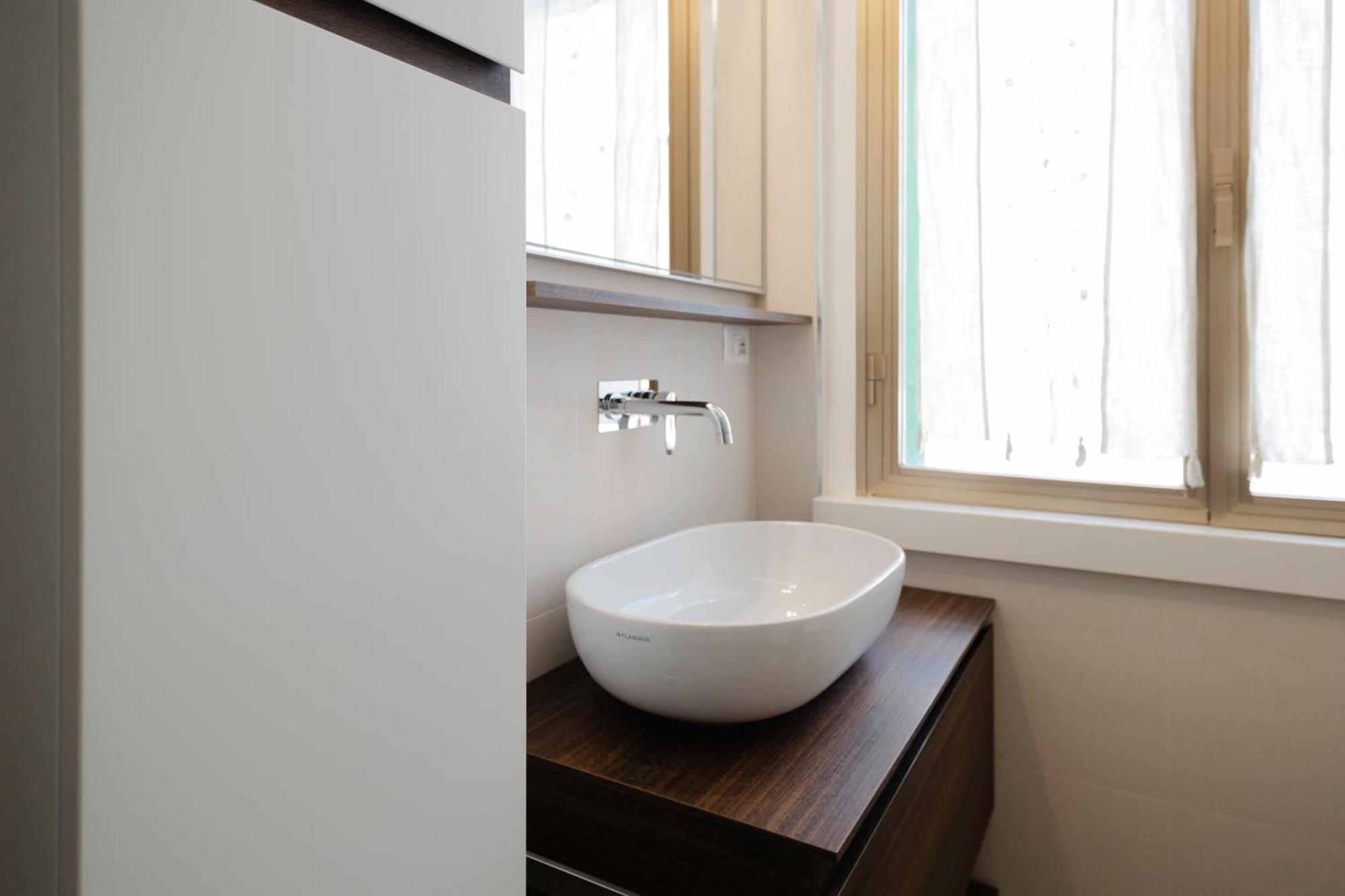 Sunrise Waterfront - Central Apartment With Sea View Balcony - Molfetta Esterno foto